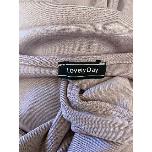 Lovely Day Bodycon Lavender Cocktail Party Stretch Dress Size Large - Picture 3 of 4